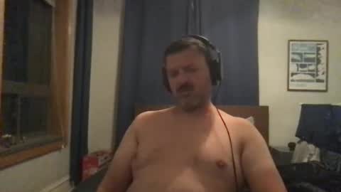 Snapshot of chicagoguy7183 chatting on 2, 10, 2025 chicagoguy7183 online show from 2, 10, 2025