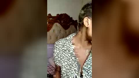 Chichibusty online show from 18, 6, 2026