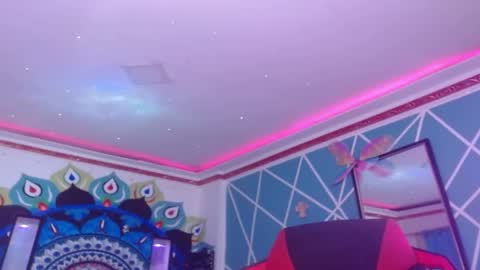 chico_explosivo online show from 14, 4, 2026