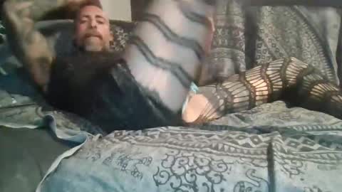 chicomalo8585 online show from 8, 4, 2026