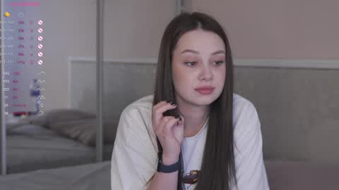 Nicole online show from 2, 5, 2026