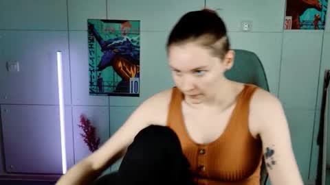 Snapshot of chillsnail_bro chatting on 2, 2, 2026 Bella online show from 2, 2, 2026