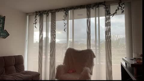 Snapshot of chillspace chatting on 4, 1, 2025 KAIA online show from 4, 1, 2025