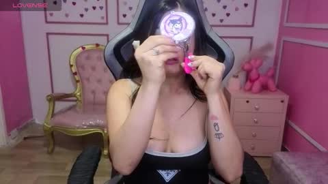 Kelly online show from 9, 11, 2025