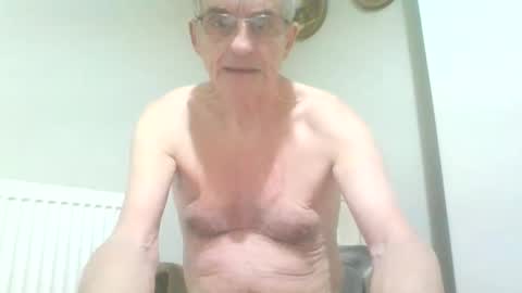 chipper341596 online show from 29, 12, 2024