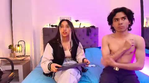Snapshot of chlloe_fox chatting on 15, 7, 2026 chlloe_fox online show from 15, 7, 2026