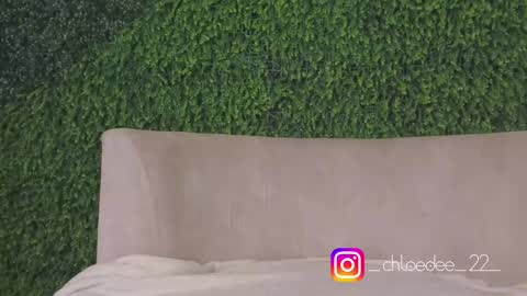 Chloe online show from 4, 10, 2025