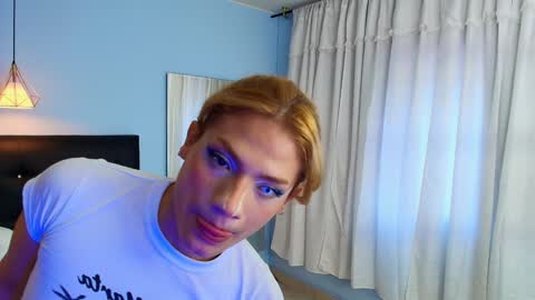 Snapshot of chloe_goddes chatting on 19, 12, 2024 CHLOE online show from 19, 12, 2024