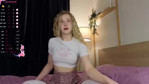 Snapshot of chloe_guidry chatting on 11, 2, 2025 Arianaa Mourrr online show from 11, 2, 2025