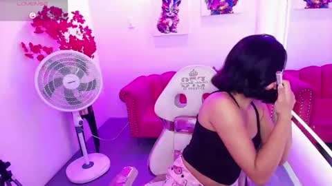 CHLOE. online show from 1, 7, 2026