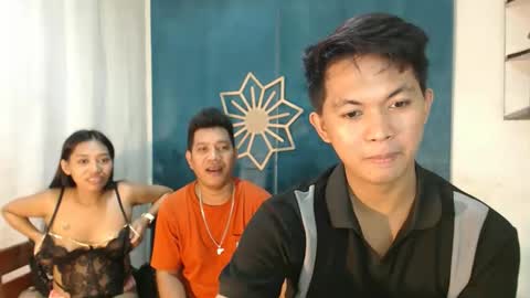 chloe and harlot online show from 15, 12, 2025