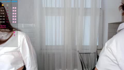 Megan and Jeniffer online show from 9, 12, 2024