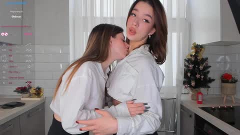 Megan and Jeniffer online show from 9, 1, 2025