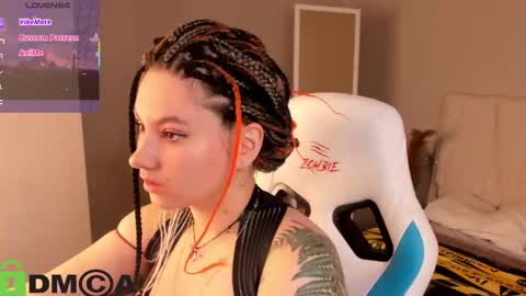 Snapshot of chloebloss0m chatting on 18, 1, 2026 Boni online show from 18, 1, 2026