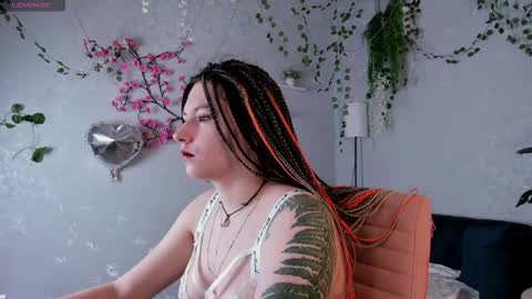 Snapshot of chloebloss0m chatting on 7, 2, 2026 Boni online show from 7, 2, 2026