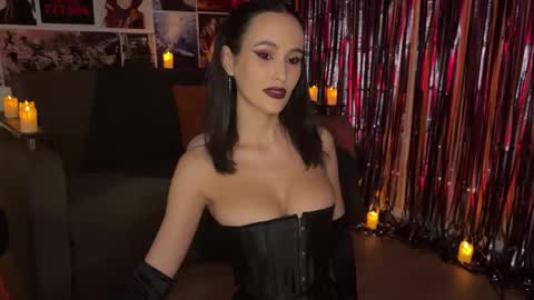 Snapshot of chloechain chatting on 25, 10, 2025 chloe online show from 25, 10, 2025