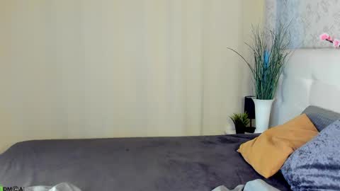 Snapshot of chloedeccker chatting on 2, 6, 2026 Chloe Deccker online show from 2, 6, 2026