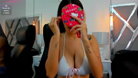 Snapshot of chloeharper_ chatting on 30, 9, 2025  Chloe Harper  online show from 30, 9, 2025