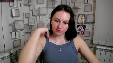 Chloe online show from 2, 10, 2025