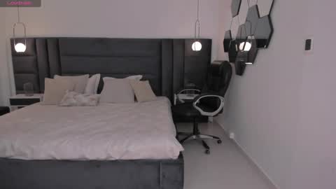 Chloe  OF chloemanson online show from 18, 1, 2025