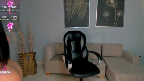 Chloe  OF chloemanson online show from 26, 1, 2025