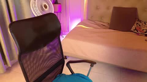 Chloe rosse online show from 20, 3, 2026