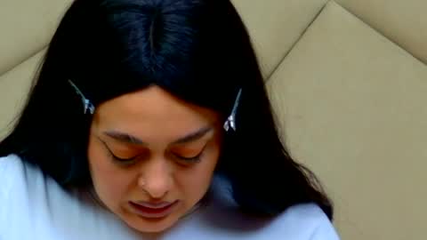 Chloe Vee online show from 3, 4, 2026