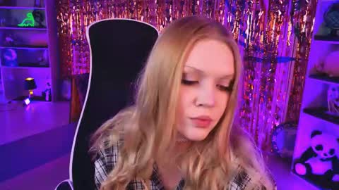 Snapshot of chloewight chatting on 22, 2, 2026 ChloeWight online show from 22, 2, 2026