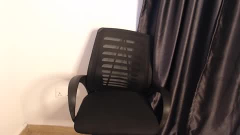 zi online show from 9, 10, 2025