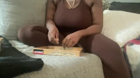 Snapshot of chocolatebaby1121 chatting on 2, 11, 2025 chocolatebaby1121 online show from 2, 11, 2025