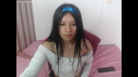  Laura  online show from 10, 2, 2025