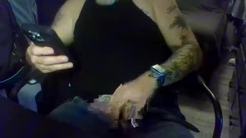 Snapshot of chompers176983 chatting on 22, 10, 2025 chompers online show from 22, 10, 2025