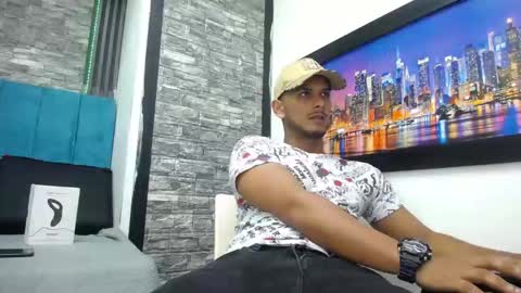 Snapshot of chris_dick2 chatting on 4, 2, 2026 chris_dick2 online show from 4, 2, 2026