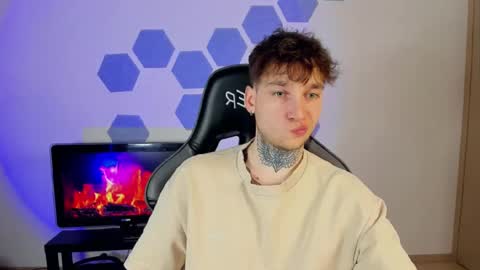 Chris Tyson online show from 1, 3, 2025