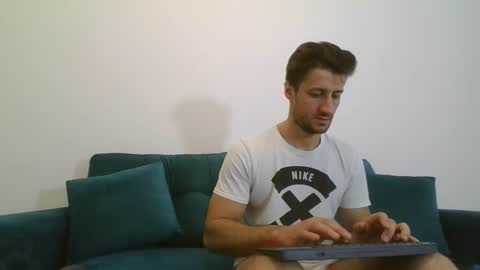 chrisaron online show from 7, 3, 2025