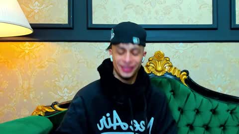 Snapshot of chrismckay_ chatting on 20, 10, 2025 Chris online show from 20, 10, 2025