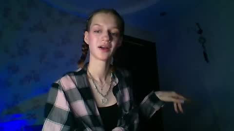 chrissy_joyful online show from 10, 4, 2026