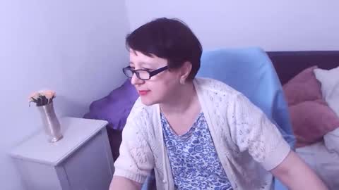 Christa online show from 22, 2, 2025