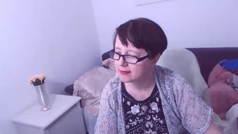 Christa online show from 28, 2, 2025