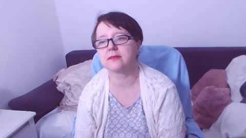 Christa online show from 10, 3, 2025