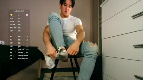 Snapshot of christianlevine_ chatting on 31, 3, 2026 UPVOTE ME ------ ILL DO SOMETHING FOR FREE online show from 31, 3, 2026