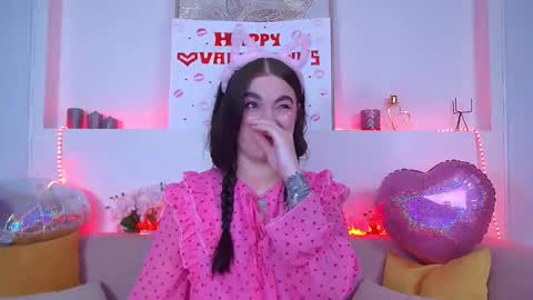 Christina online show from 14, 2, 2025