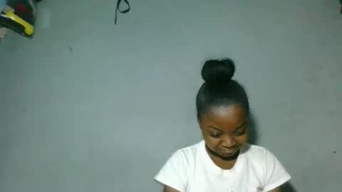 Snapshot of christine985 chatting on 26, 10, 2025 christine985 online show from 26, 10, 2025