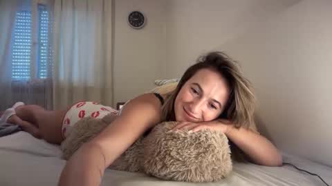 Snapshot of christine_666 chatting on 29, 10, 2025 Christine online show from 29, 10, 2025