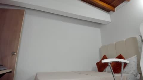 Snapshot of christoper_dick chatting on 11, 3, 2025 Petite Horny and chistoper dick online show from 11, 3, 2025