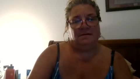 Snapshot of christopher_rain chatting on 9, 5, 2026 Christopher Rain online show from 9, 5, 2026