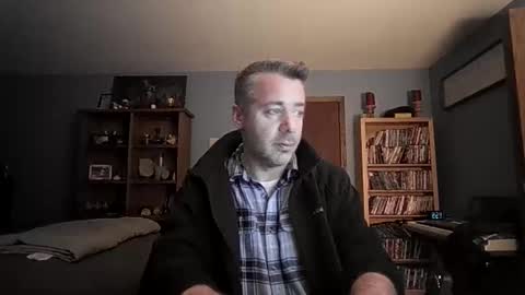 chrisw8121 online show from 12, 2, 2026