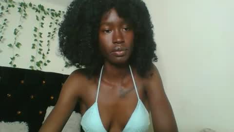 Snapshot of chroe22 chatting on 8, 1, 2026 chroe22 online show from 8, 1, 2026