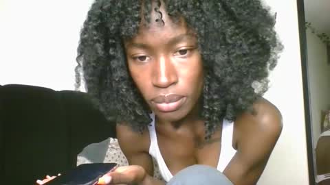 Snapshot of chroe22 chatting on 8, 3, 2026 chroe22 online show from 8, 3, 2026