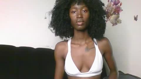 Snapshot of chroe22 chatting on 18, 3, 2026 chroe22 online show from 18, 3, 2026